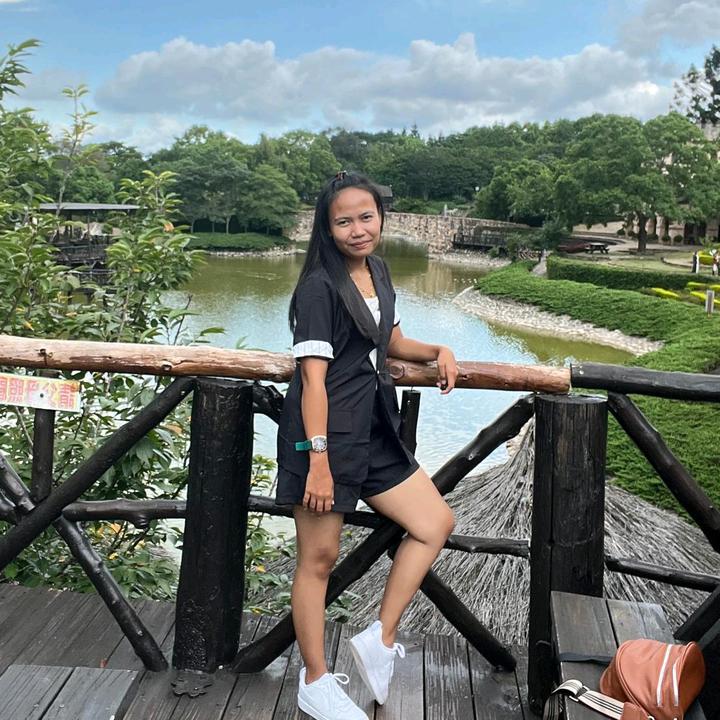 Rumah Tanpa Pintu 🦋🇲🇨~🇹🇼