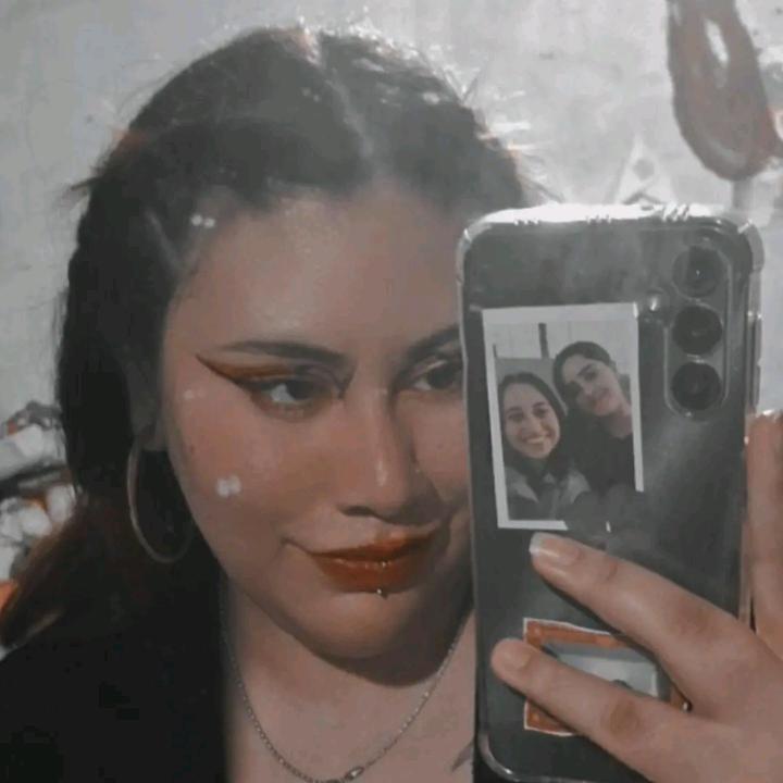 M E L A N I E • Escritora 🦋