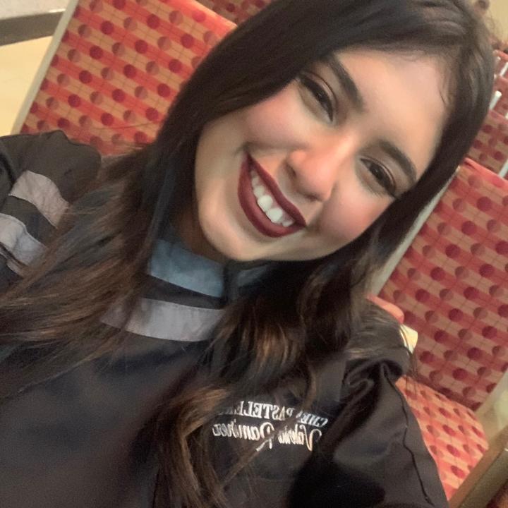 Val Ramírez-Chef pastelera