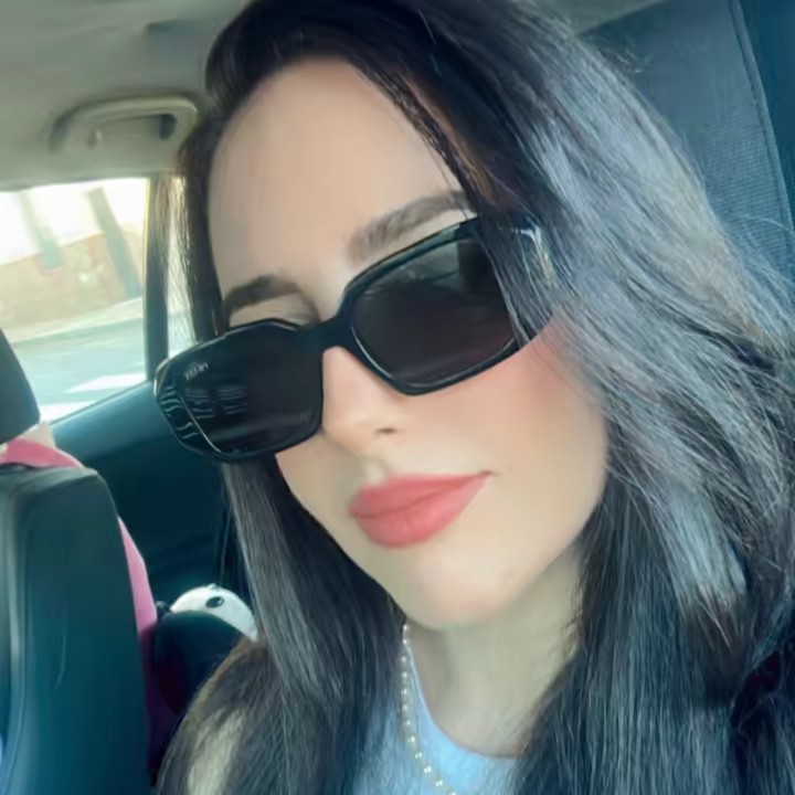 𝓒 𝓻 𝓲 𝓼 𝓽 𝔂