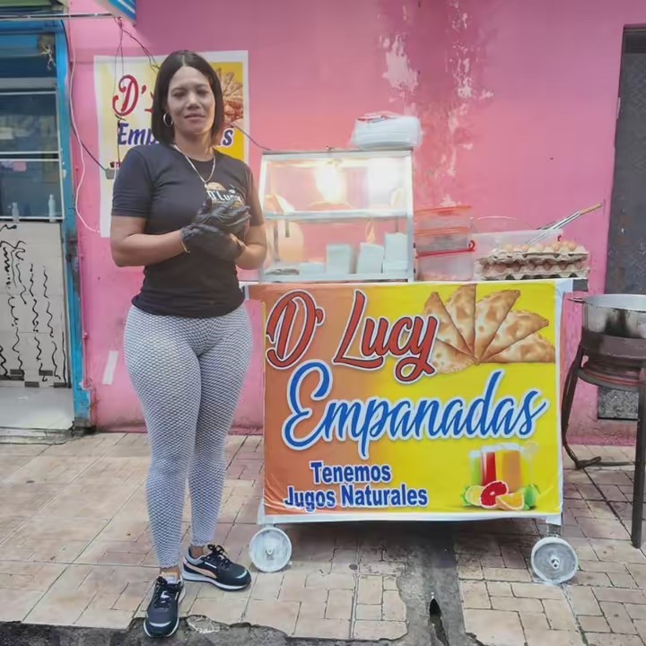 D Lucy empanadas