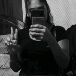 𝐸𝑚𝑖𝑙𝑦🤍