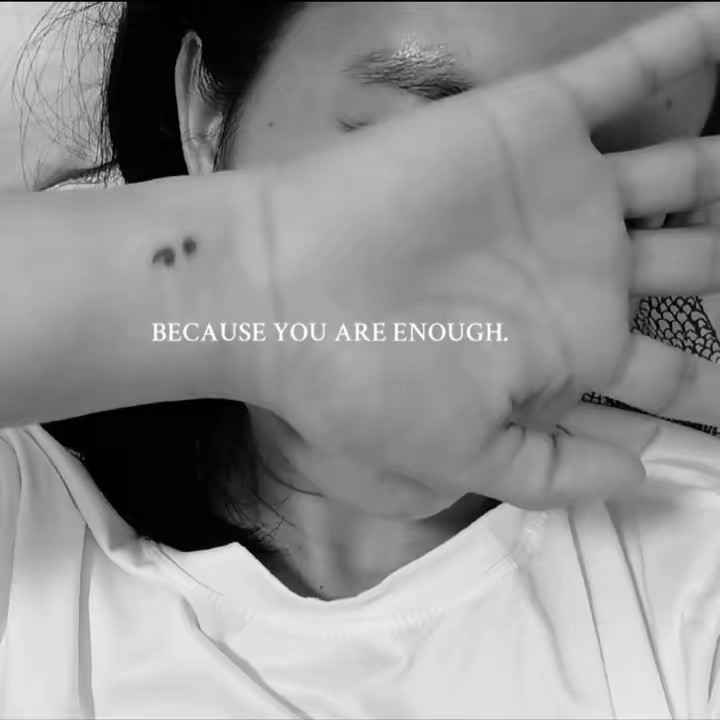 ×𝓎𝒽𝒶𝓂𝓂×