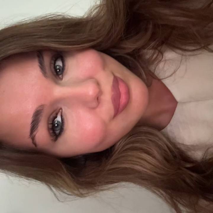 𝐄𝐋𝐎𝐍𝐀 🧸