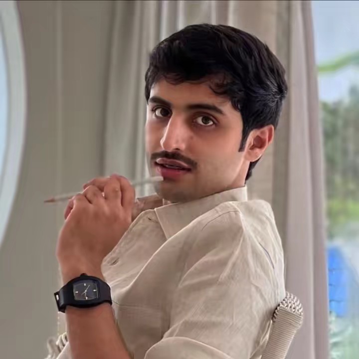 ناصر 🤷‍♂️