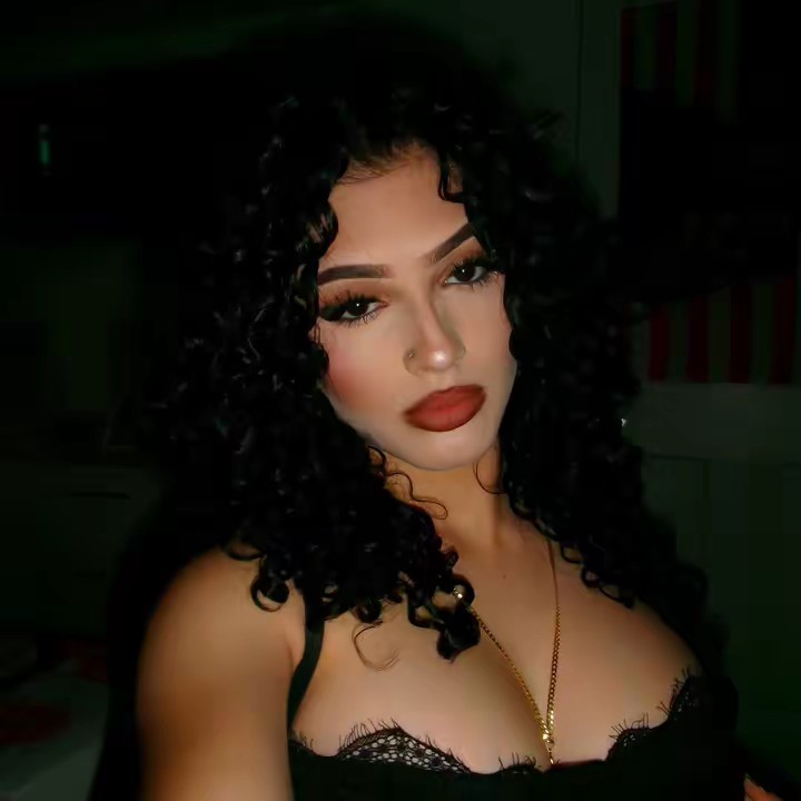 𝓵𝓸𝓻𝓮𝓷𝓪🌟