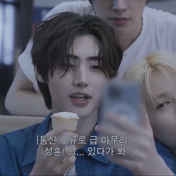 vv <3 🐈‍⬛🍙🗻🦢