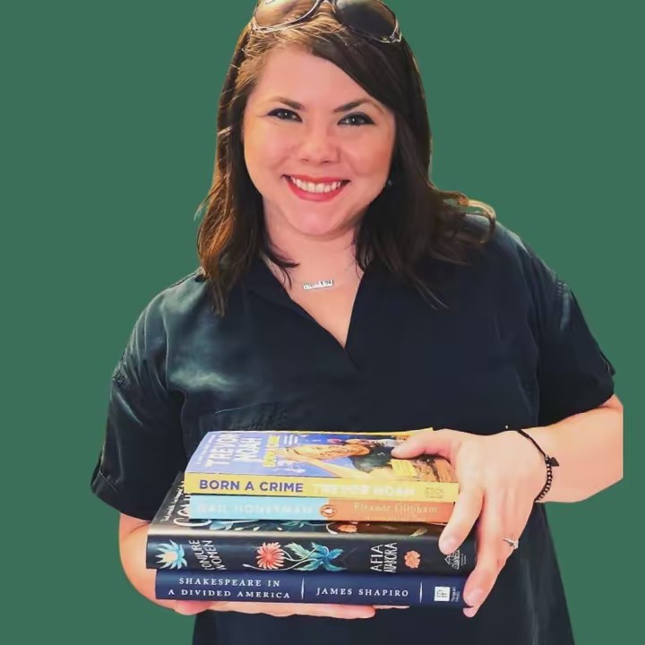 Lit Lott 🐦‍⬛🪞📚