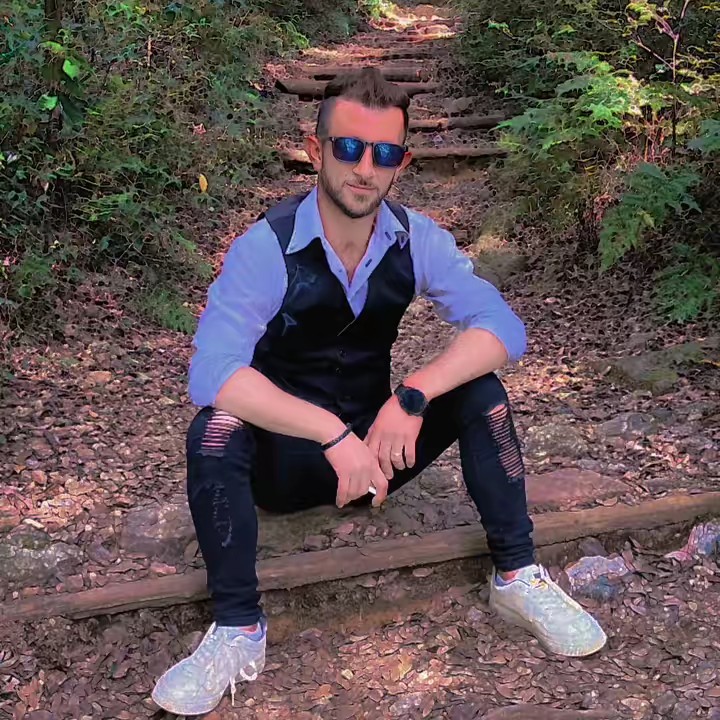 ✌️Arslan02✌️🎌