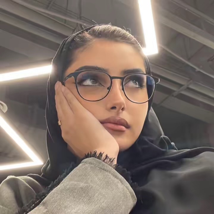 شذى حسن💅🏻 🎀