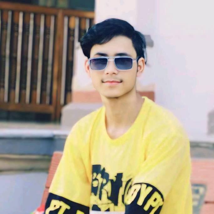 𝑲𝒓𝒊𝒔_𝑪𝒉𝒉𝒆𝒕𝒓𝒊ꔪ