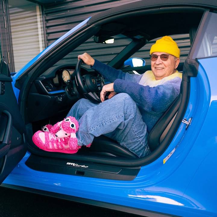 Fashion Daddy 😻🧣👟🧳