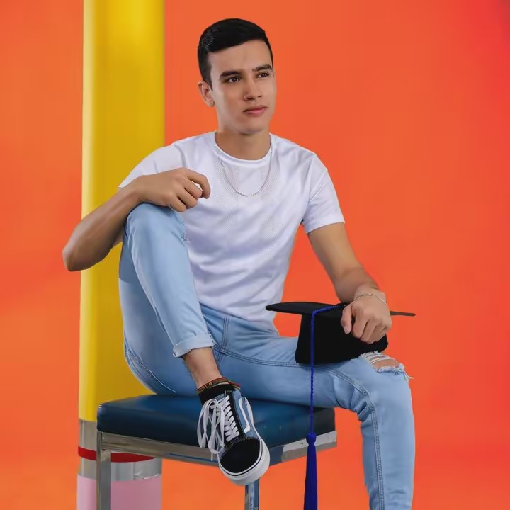 Profe Carlos 👨🏻‍🏫