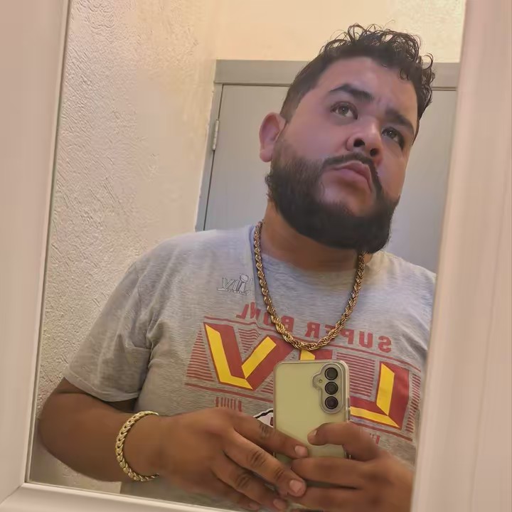 Micho Velazquez Altu