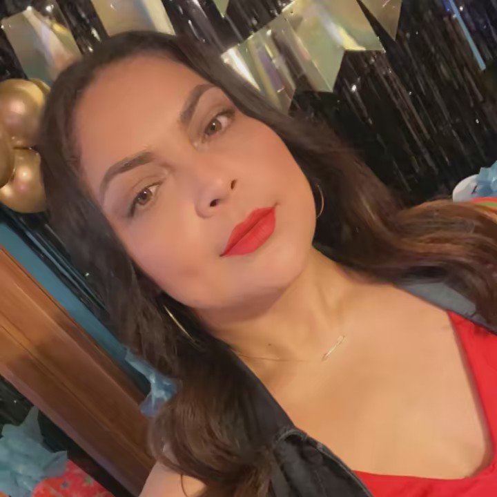 Anita Velásquez🇸🇻