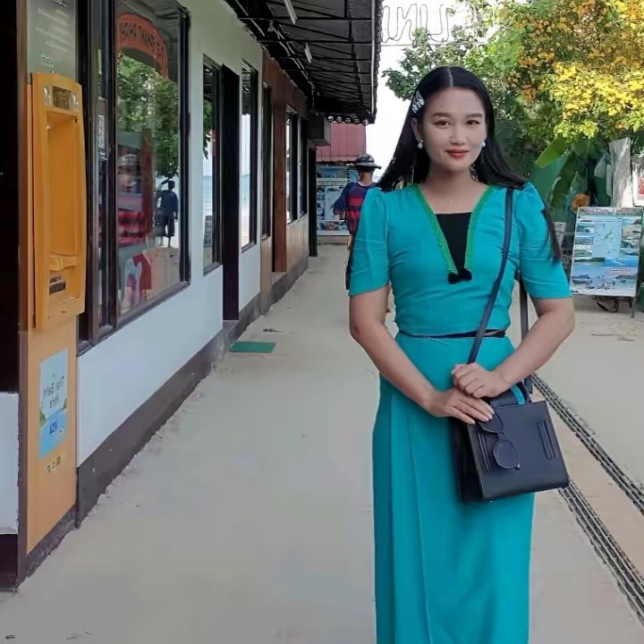 သဲသီရိမွန် 🥰