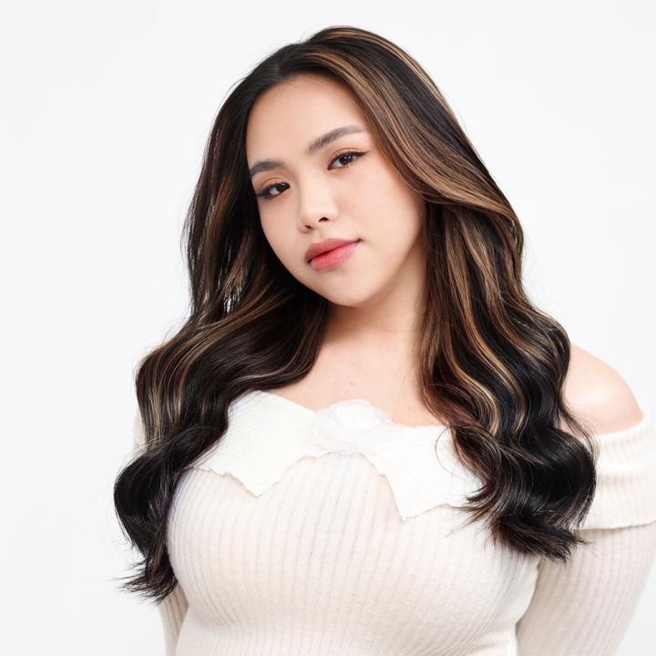 ✩‧˚bella *¨*•.¸¸ପଓ