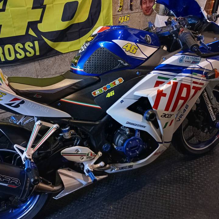 user9065609157676  laur