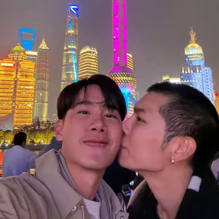 MewTul 🫀 He said yessss💍💋