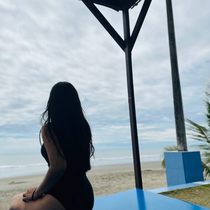 𝐼𝓈𝒶 𝒱𝒶𝓁𝒶𝓇𝑒𝓏𝑜