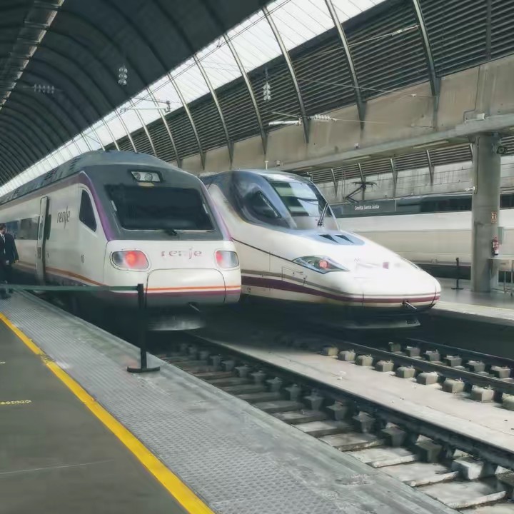 ️　 　  ️　　  ️　 　  ️