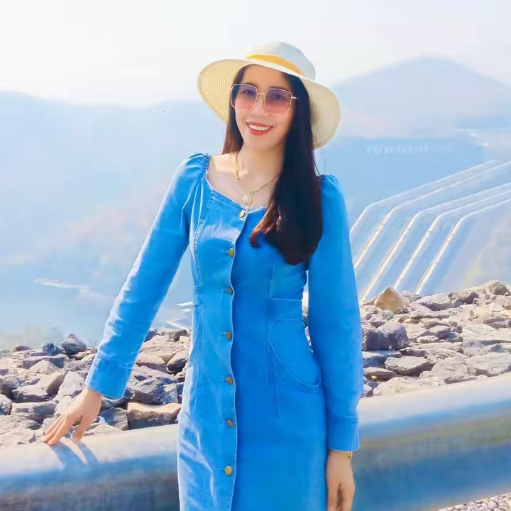 แม่ค้าร้านมินิมาร์ท