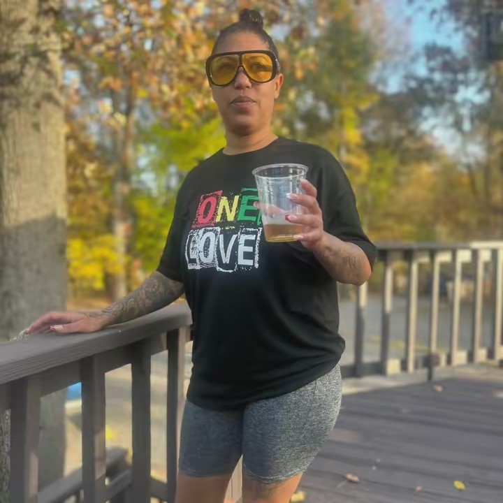 Ashley B | Travel & Lifestyle