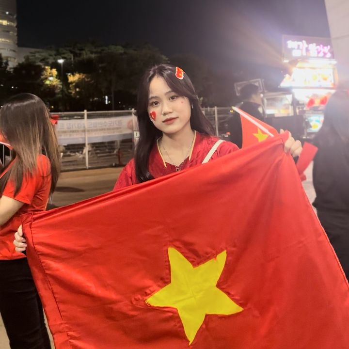 𝓚𝓱𝓪́𝓷𝓱 𝓗𝓾𝔂𝓮̂̀𝓷💋🇰🇷