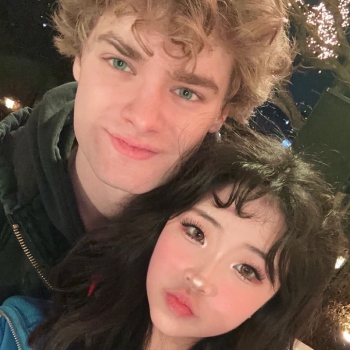 amelia & paul-emile 🇨🇦🇧🇪