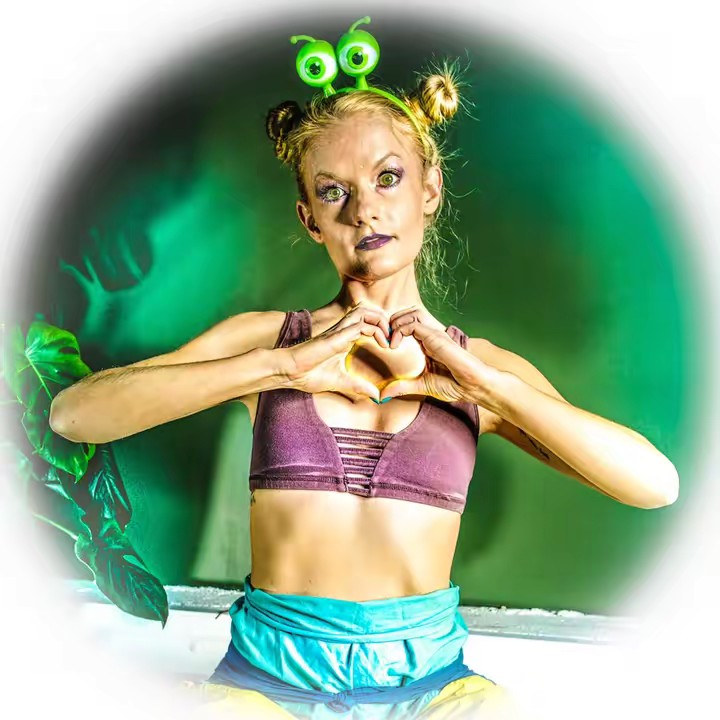 𝕀 𝔸𝕄 𝕊𝕆ℙℍ𝕀𝔸