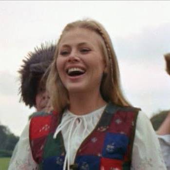 𝙶𝚎𝚘𝚛𝚐𝚒𝚎 ♥︎