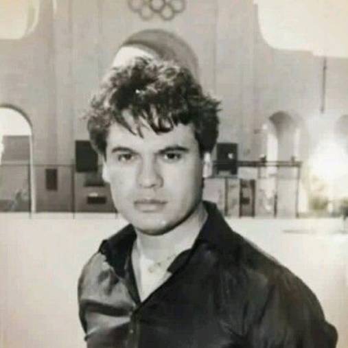 luciérnaga(*˘︶˘*).｡